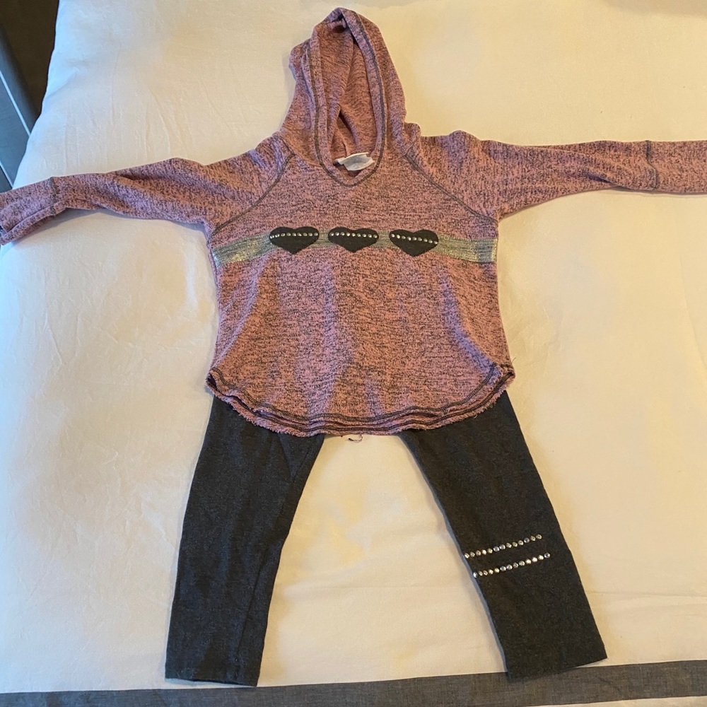 Random Heart outfit